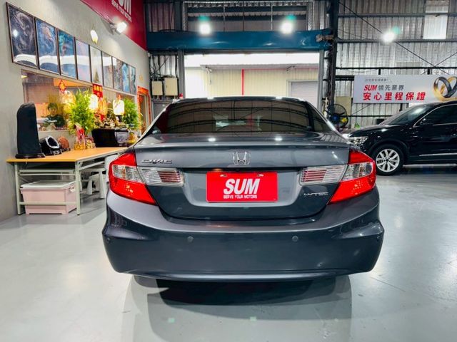 CIVIC K14 VTi-S 9.5代/實跑7萬多/方向盤換檔撥片/倒車影像/衛星導航/HID頭燈/天窗/恆溫定速/  第18張相片