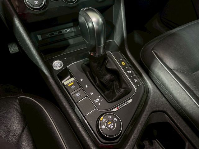 實跑6萬多公里原廠保養中/全車原版件/倒車影像/環景影像/電尾門/可全額貸款  第13張相片