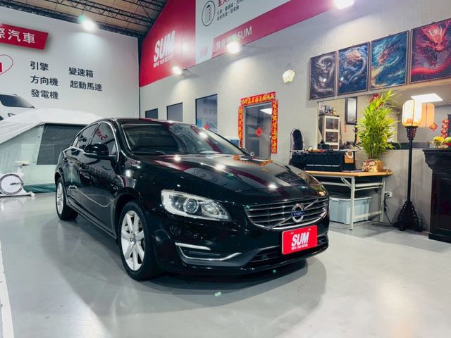 可全額貸款/方向盤F1換檔/柴油省油省稅大扭力/衛星導航/倒車影像/左右獨立恆溫  第3張相片