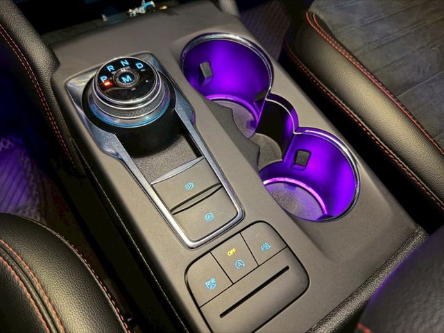 KUGA 250 ST-Line X 實跑2萬/百萬星空頂/電子可調式閥門/四輪驅動/250匹大馬力/全車氣氛燈可全貸  第11張相片