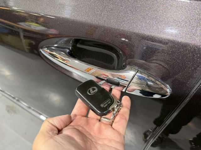 ES350旗艦版/實跑10萬/雙天窗/雙前座冷熱通風椅/倒車影像/電動後遮陽簾/摸門解鎖/可全貸  第4張相片