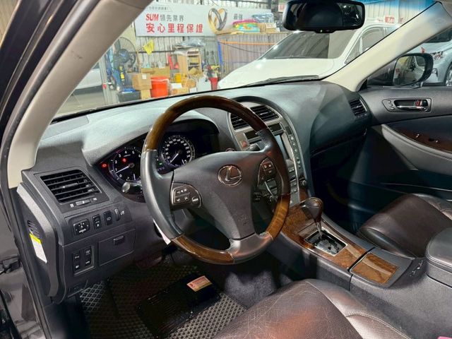 ES350旗艦版/實跑10萬/雙天窗/雙前座冷熱通風椅/倒車影像/電動後遮陽簾/摸門解鎖/可全貸  第6張相片