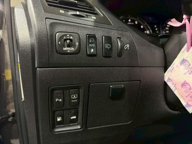 ES350旗艦版/實跑10萬/雙天窗/雙前座冷熱通風椅/倒車影像/電動後遮陽簾/摸門解鎖/可全貸  第7張相片