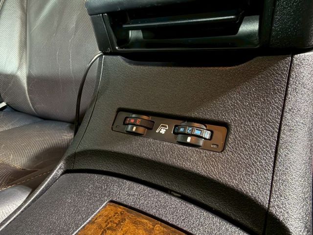 ES350旗艦版/實跑10萬/雙天窗/雙前座冷熱通風椅/倒車影像/電動後遮陽簾/摸門解鎖/可全貸  第12張相片