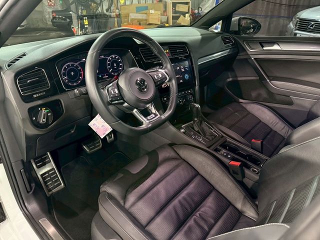 2018年式7.5代 GOLF 280TSI R-LINE 旅行車/實跑7萬公里/APPLE CARPLAY/全景天窗/  第5張相片