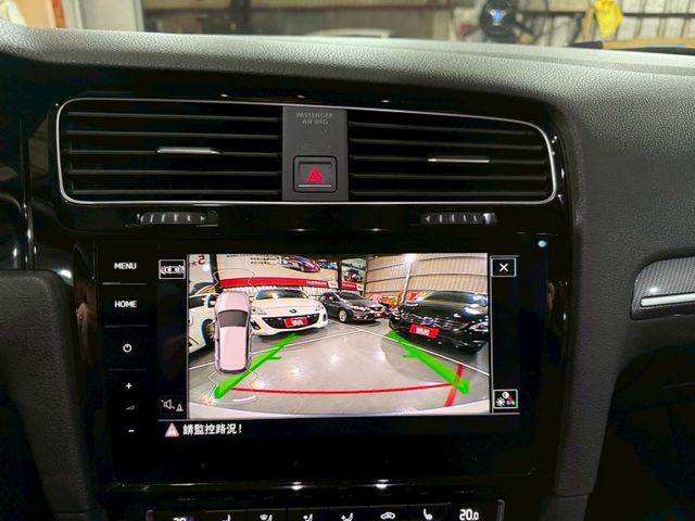 2018年式7.5代 GOLF 280TSI R-LINE 旅行車/實跑7萬公里/APPLE CARPLAY/全景天窗/  第9張相片