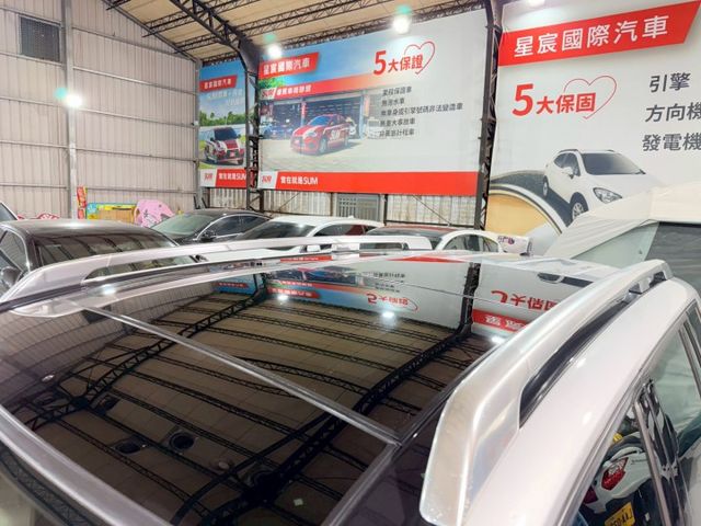 正一手車庫車/全車原版件/小改款車頭式樣/全景天窗/全新12.3吋安桌機/換四條全新輪胎/小改款尾燈  第4張相片