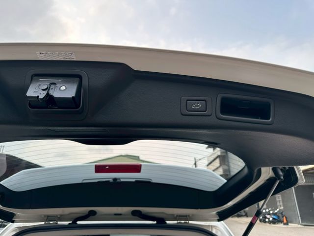 FORESTER  第17張相片