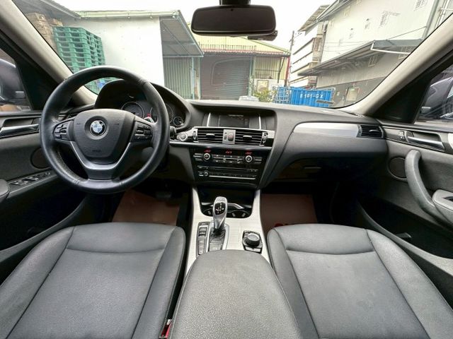 X4 28i 里程實跑11萬 /總代理/360環境影像/倒車影像/方向盤換檔快播/按鍵式啟動/恆溫/定速/可全額貸  第11張相片