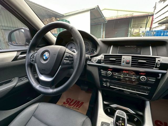 X4 28i 里程實跑11萬 /總代理/360環境影像/倒車影像/方向盤換檔快播/按鍵式啟動/恆溫/定速/可全額貸  第12張相片