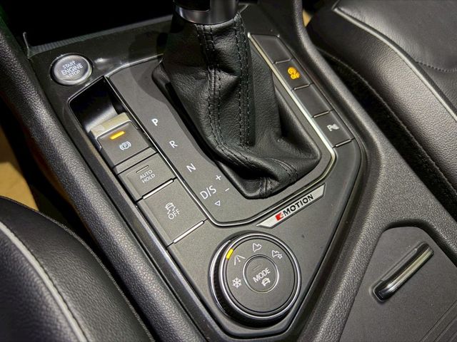 7人座/摸門解鎖/I-key/恆溫/定速/電動尾門/ACC跟車/換檔撥片/8 吋觸控螢幕/Apple CarPlay  第11張相片
