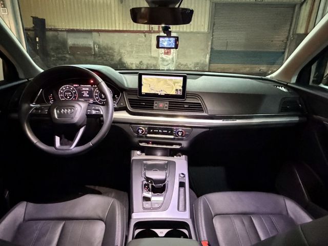 摸門解鎖/I-key/恆溫/電動尾門/ACC 主動式定速巡航/主動式車道維持/偏離警示系統  第8張相片