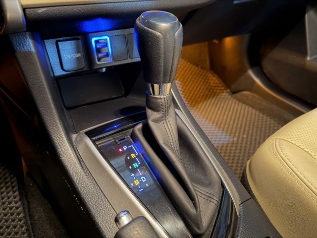 摸門解鎖/I-key/恆溫/定速/小改款/抬頭顯示器/全原廠保養/可全貸款/超貸  第15張相片
