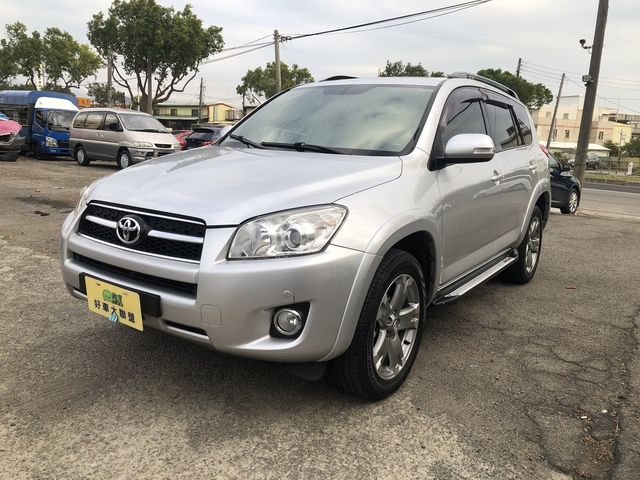 TOYOTA豐田 RAV4  第1張相片