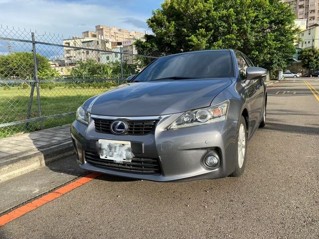 LEXUS凌志 CT200H  第1張相片