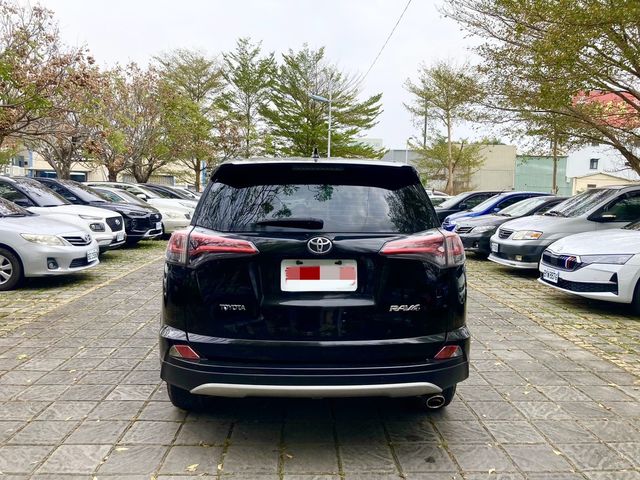 TOYOTA豐田 RAV4  第5張相片
