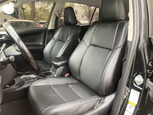 TOYOTA豐田 RAV4  第11張相片