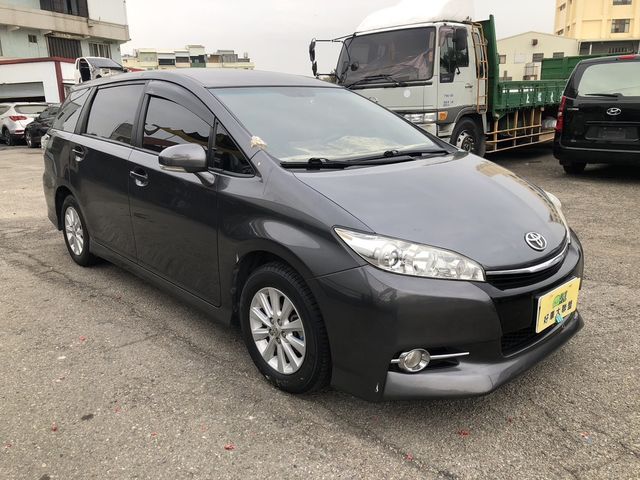 TOYOTA豐田 WISH  第5張相片