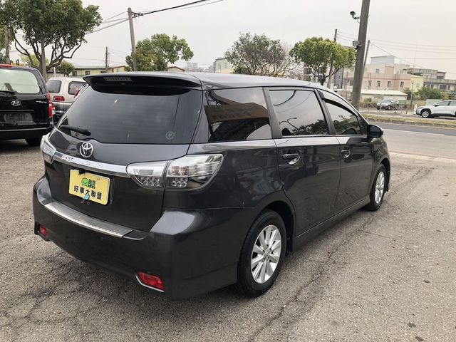 TOYOTA豐田 WISH  第9張相片