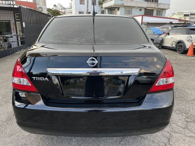 NISSAN日產 TIIDA  第4張相片