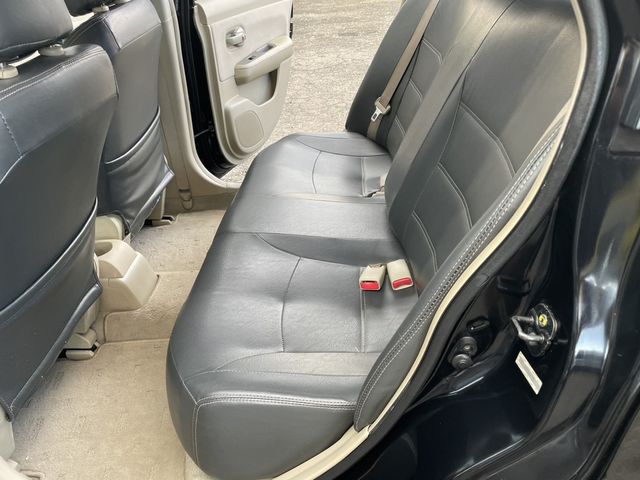 NISSAN日產 TIIDA  第6張相片