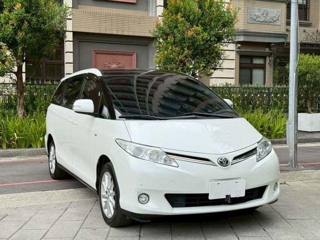 TOYOTA豐田 PREVIA  第1張相片