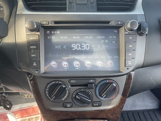 NISSAN日產 SENTRA  第7張相片