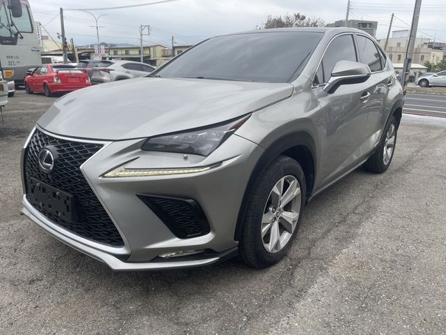 LEXUS凌志 NX300H  第1張相片