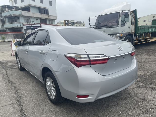 TOYOTA豐田 ALTIS  第7張相片