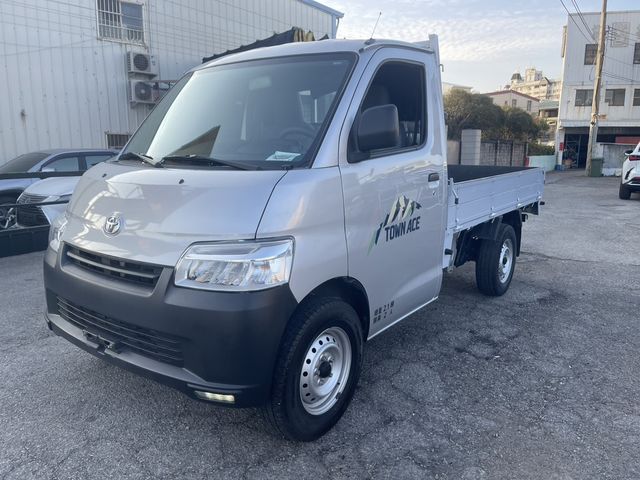TOYOTA豐田 TOWN ACE  第1張相片