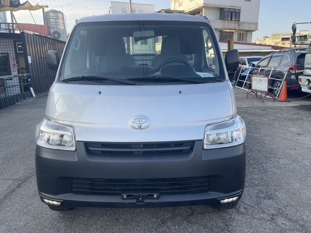 TOYOTA豐田 TOWN ACE  第2張相片
