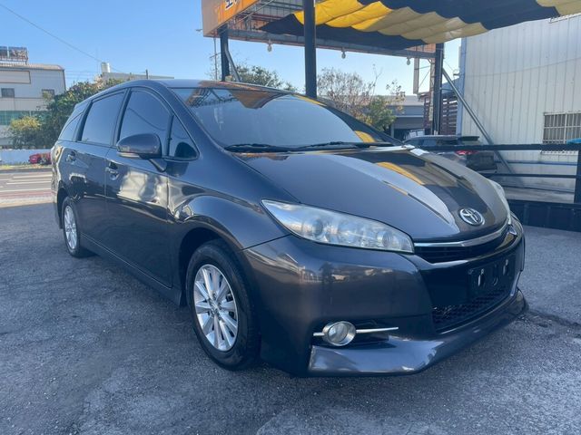 TOYOTA豐田 WISH  第3張相片