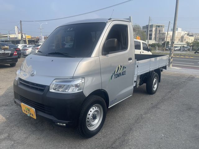 TOYOTA豐田 TOWN ACE  第1張相片