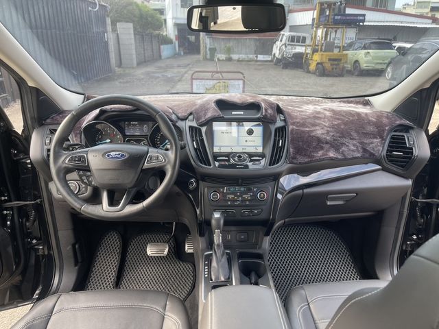FORD福特 KUGA  第11張相片