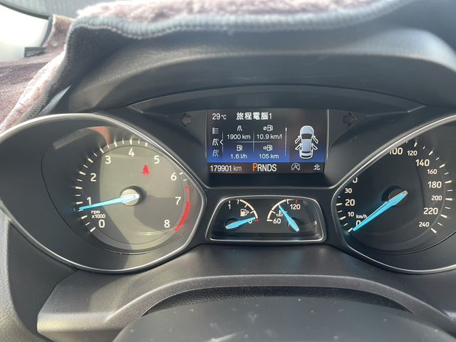 FORD福特 KUGA  第15張相片