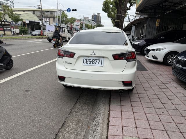 MITSUBISHI三菱 LANCER FORTIS  第3張相片