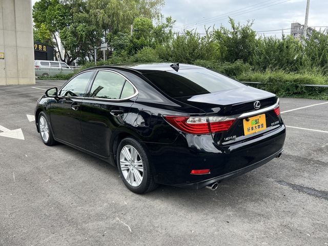 LEXUS凌志 ES250  第2張相片