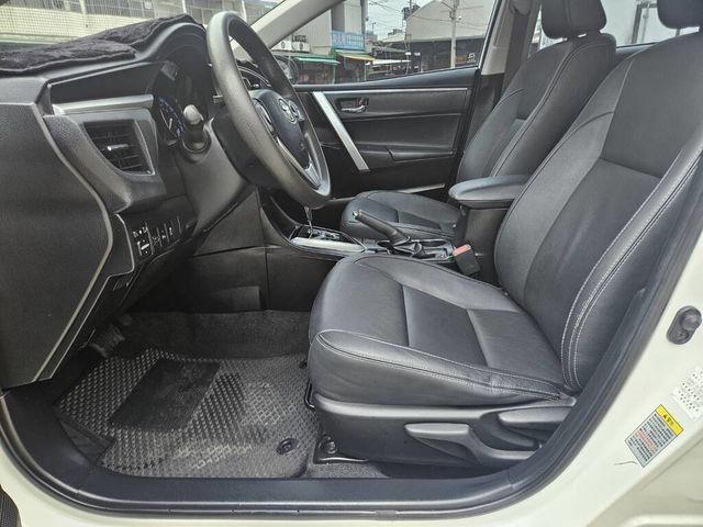 TOYOTA豐田 ALTIS  第5張相片