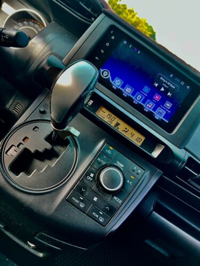 TOYOTA豐田 WISH  第7張相片