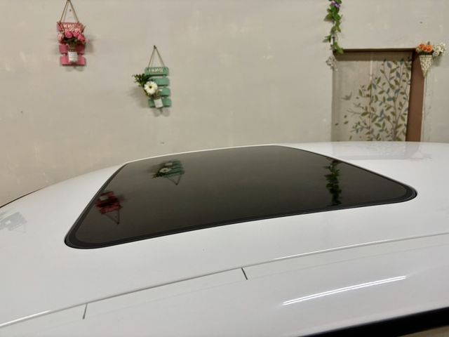 BMW寶馬 318IZA  第12張相片
