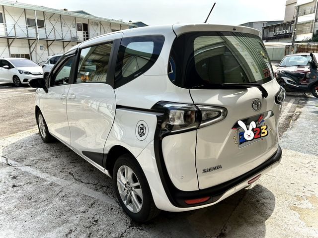 TOYOTA豐田 SIENTA  第3張相片