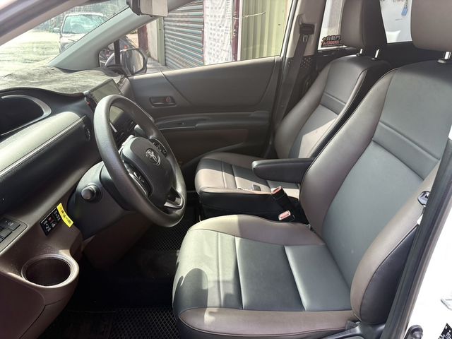 TOYOTA豐田 SIENTA  第13張相片