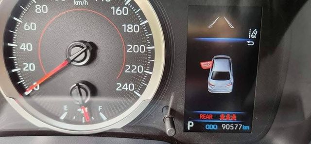 TOYOTA豐田 ALTIS  第5張相片