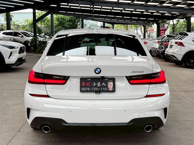 BMW寶馬 320I  第4張相片