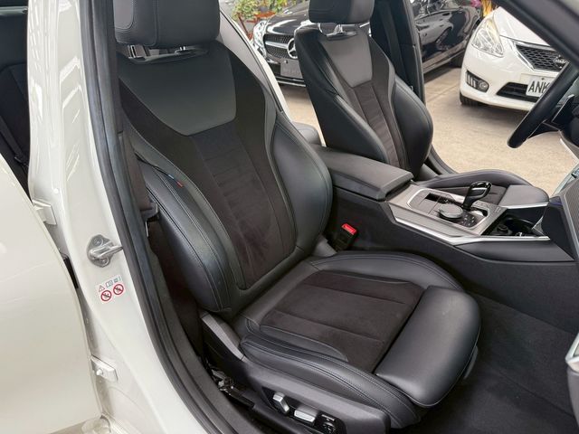BMW寶馬 320I  第7張相片