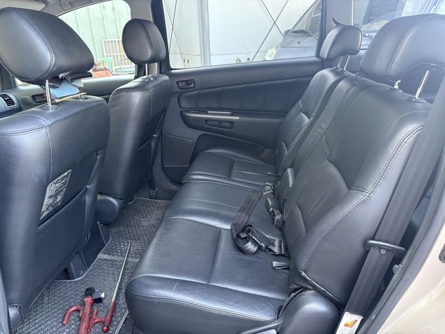 TOYOTA豐田 WISH  第6張相片