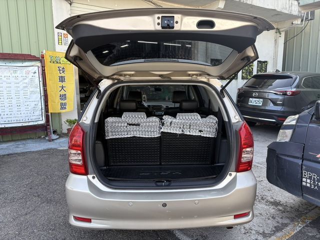 TOYOTA豐田 WISH  第9張相片