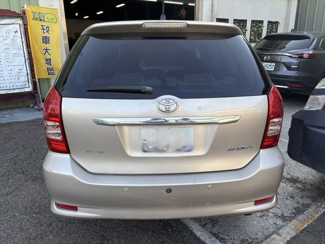 TOYOTA豐田 WISH  第11張相片