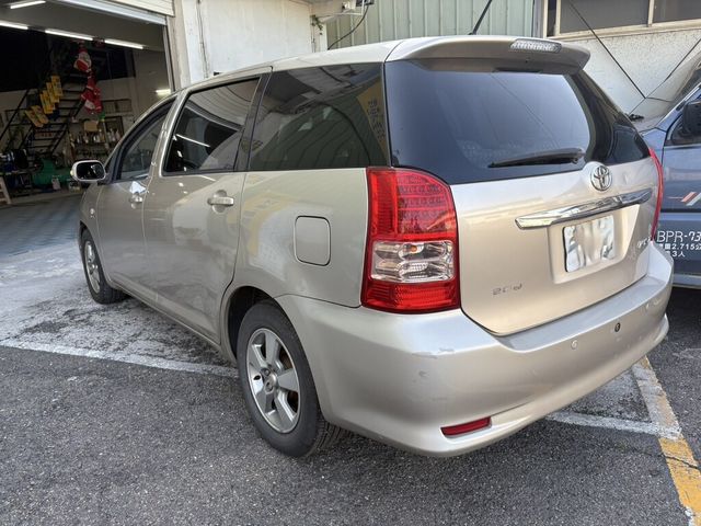 TOYOTA豐田 WISH  第12張相片