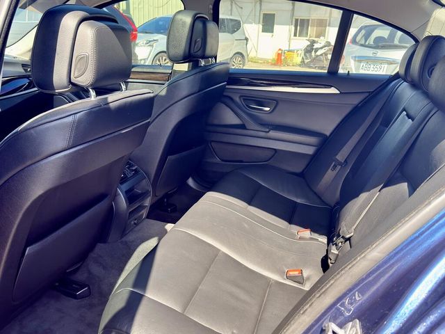 BMW寶馬 523I  第6張相片